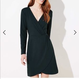 LOFT NWT Shirred Wrap Dress, size 4